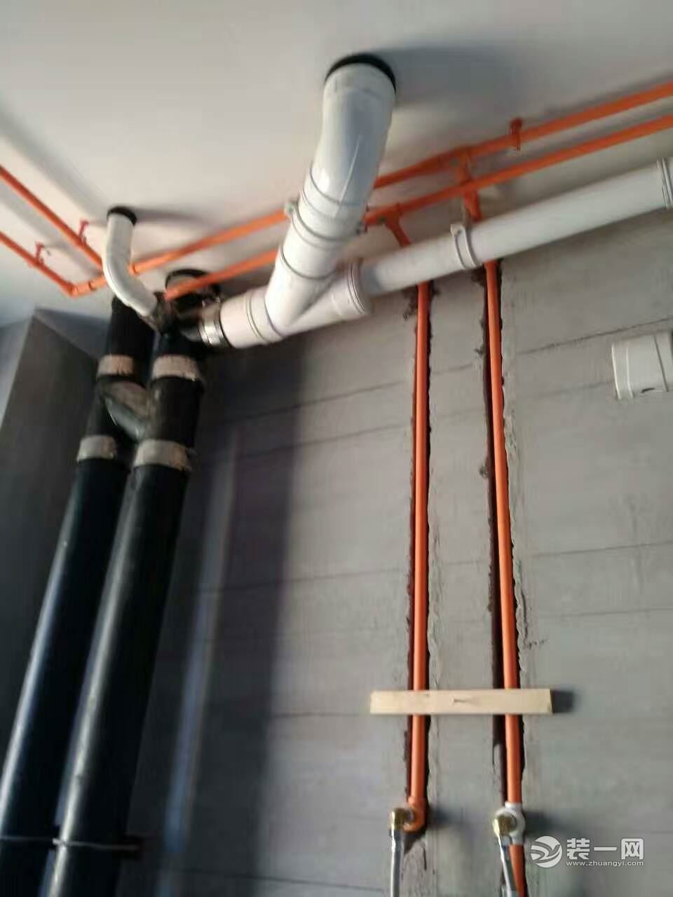 北辰双街柴楼隆园109平米房子,水电改造施工现