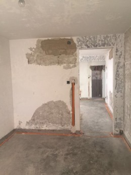 【塞纳春天装饰在线看工地】同善里二手房装修工地水电改造完毕